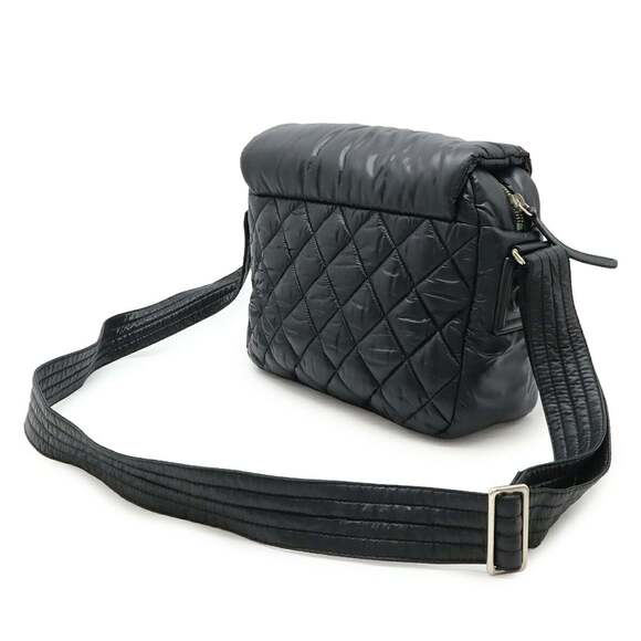CHANEL Black Shoulder Bag - Picture 3 of 10